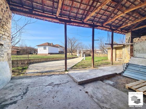 Image No.22-3 Bed House for sale