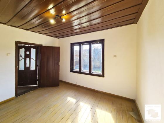 Image No.14-3 Bed House for sale