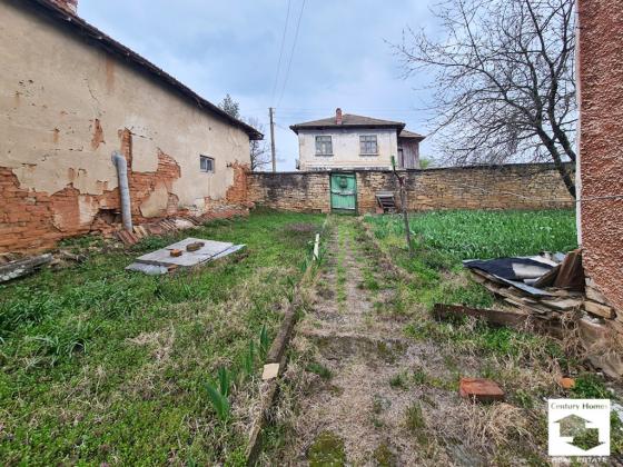 Image No.11-3 Bed House for sale