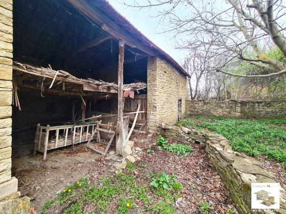 Image No.19-3 Bed House for sale