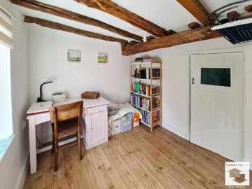 large1743514217