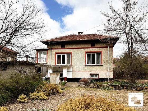 Image No.3-Maison de 3 chambres à vendre à Sevlievo