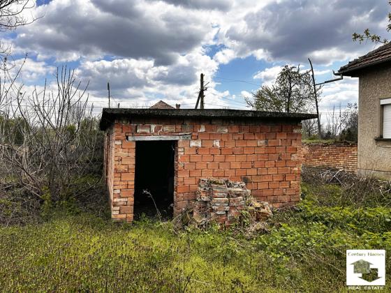 Image No.9-6 Bed House for sale