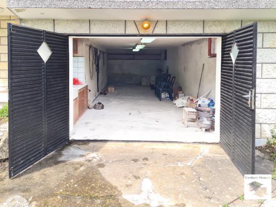 Image No.18-2 Bed House for sale