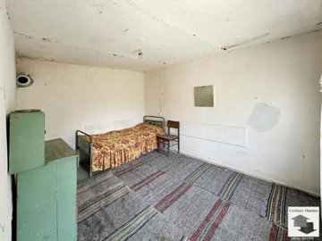 large1746452651