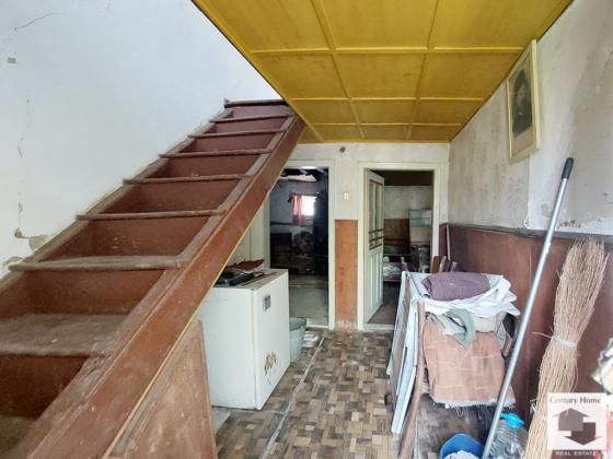 Image No.6-4 Bed House for sale