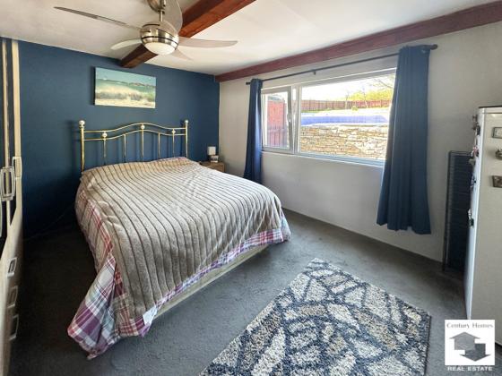 Image No.13-4 Bed House for sale