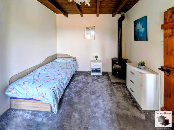 Image No.15-4 Bed House for sale