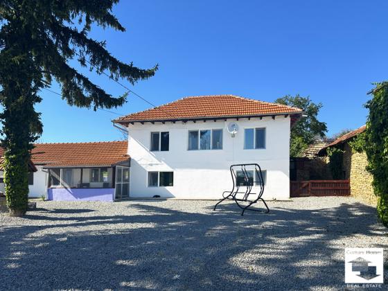 Image No.3-4 Bed House for sale