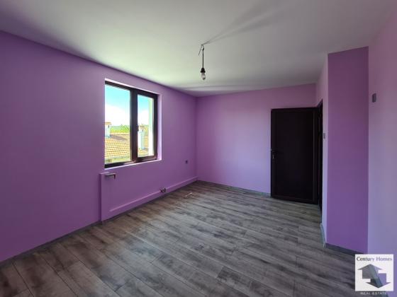 Image No.13-2 Bed House for sale