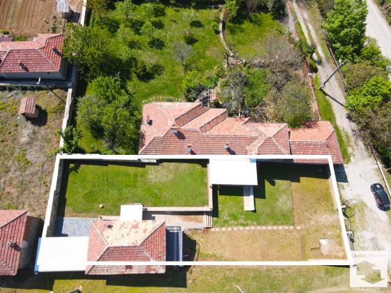 Image No.18-2 Bed House for sale