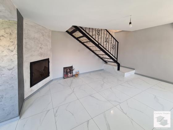 Image No.6-2 Bed House for sale