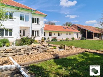 1 - Polski Trambesh, House
