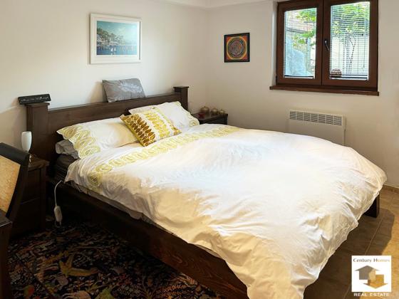 Image No.19-3 Bed House for sale