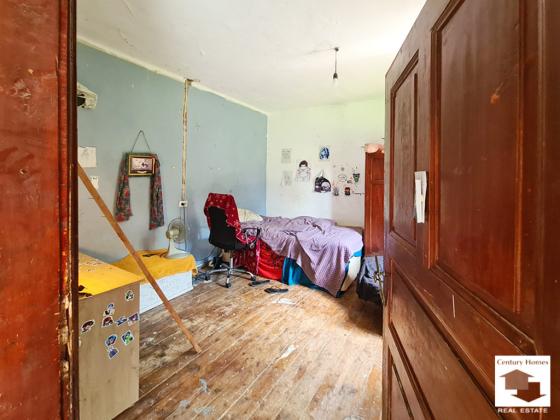 Image No.11-3 Bed House for sale