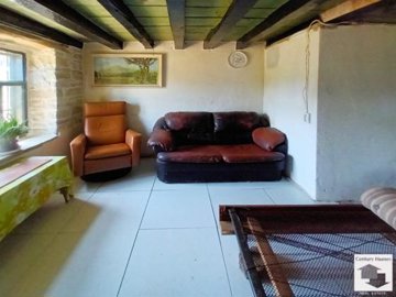 large1749543111