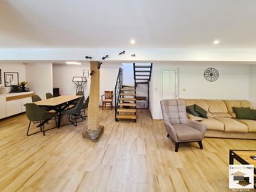 large1749650089