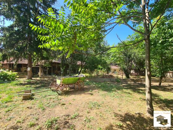 Image No.25-Maison de 3 chambres à vendre à Veliko Tarnovo