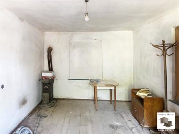 large1750840333