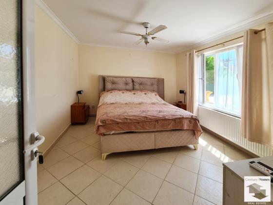 Image No.14-3 Bed House for sale