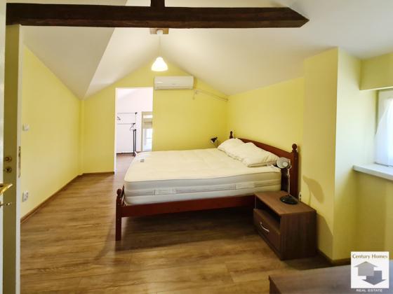 Image No.20-3 Bed House for sale