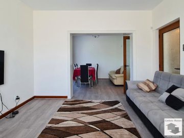 large1750834509