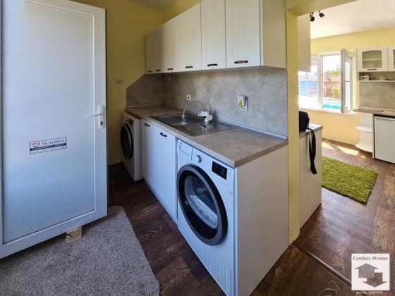 Image No.10-3 Bed House for sale