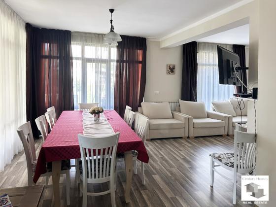 Image No.4-Maison de 12 chambres à vendre à Elena