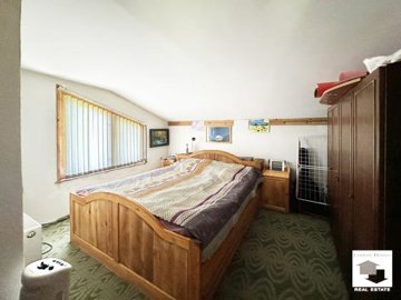 large1751899471