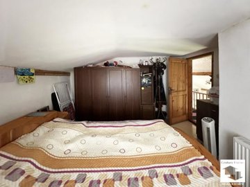 large1751899475