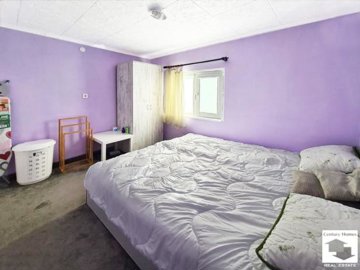 large1751982831