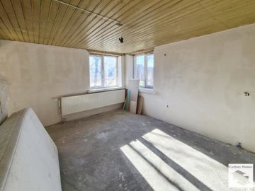 large1753185009