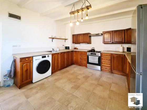 Image No.7-Maison de 4 chambres à vendre à Polski Trambesh