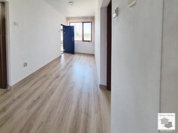 large1753277620