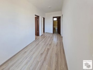 large1753277359