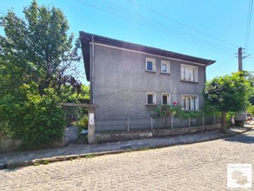 large1753436521