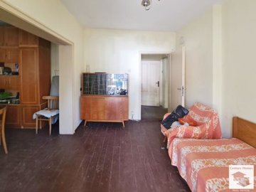 large1753436550
