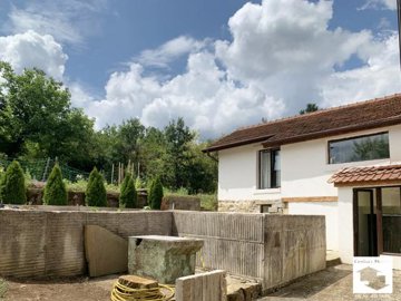 large1754301685