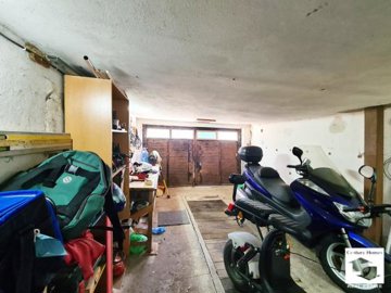 large1755596492