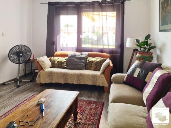 Image No.4-Maison de 3 chambres à vendre à Polski Trambesh