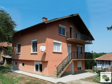 1 - Ruse, House