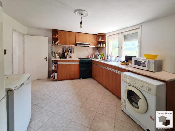 Image No.3-4 Bed House for sale