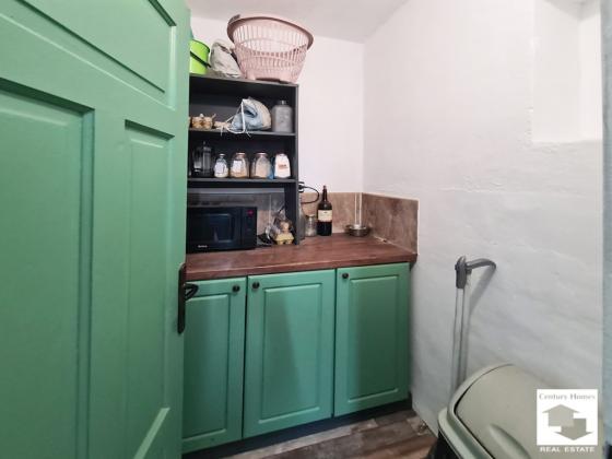 Image No.8-3 Bed House for sale