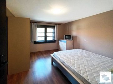 large1758271152