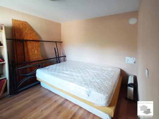 Image No.10-3 Bed House for sale