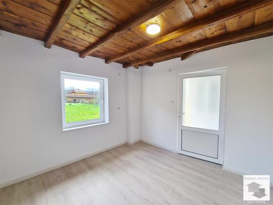 Image No.13-2 Bed House for sale