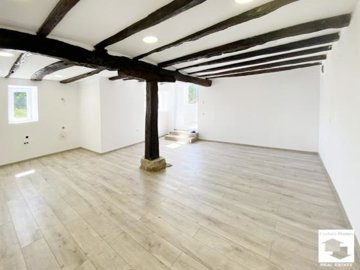 large1758724786