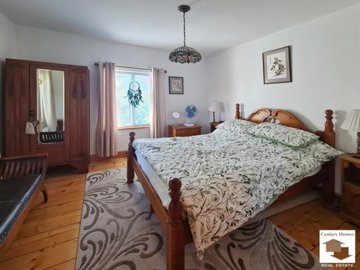 large1758694654
