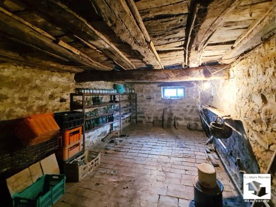 Image No.20-3 Bed House for sale