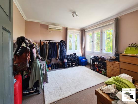 Image No.19-3 Bed House for sale